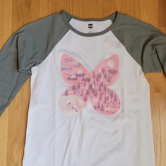 NWT Tea Collection Raglan Butterfly - Picture 2 of 7